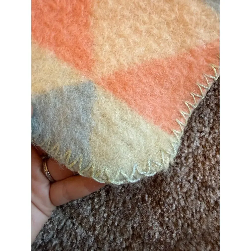 Vintage AaBe Mill Dutch 100% Pure New Wool Blanket Pastel Geometric Triangles